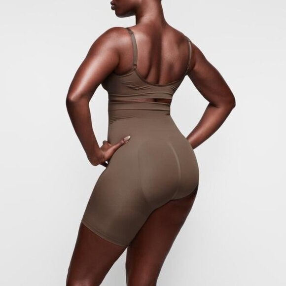 SKIMS Solution Short #2 NEW Shapewear Right Leg‎ Exposed Oxide XXS/XS - Picture 3 of 12